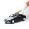 Mô hình xe Mercedes Maybach S680 W223 2021 1:18 Norev