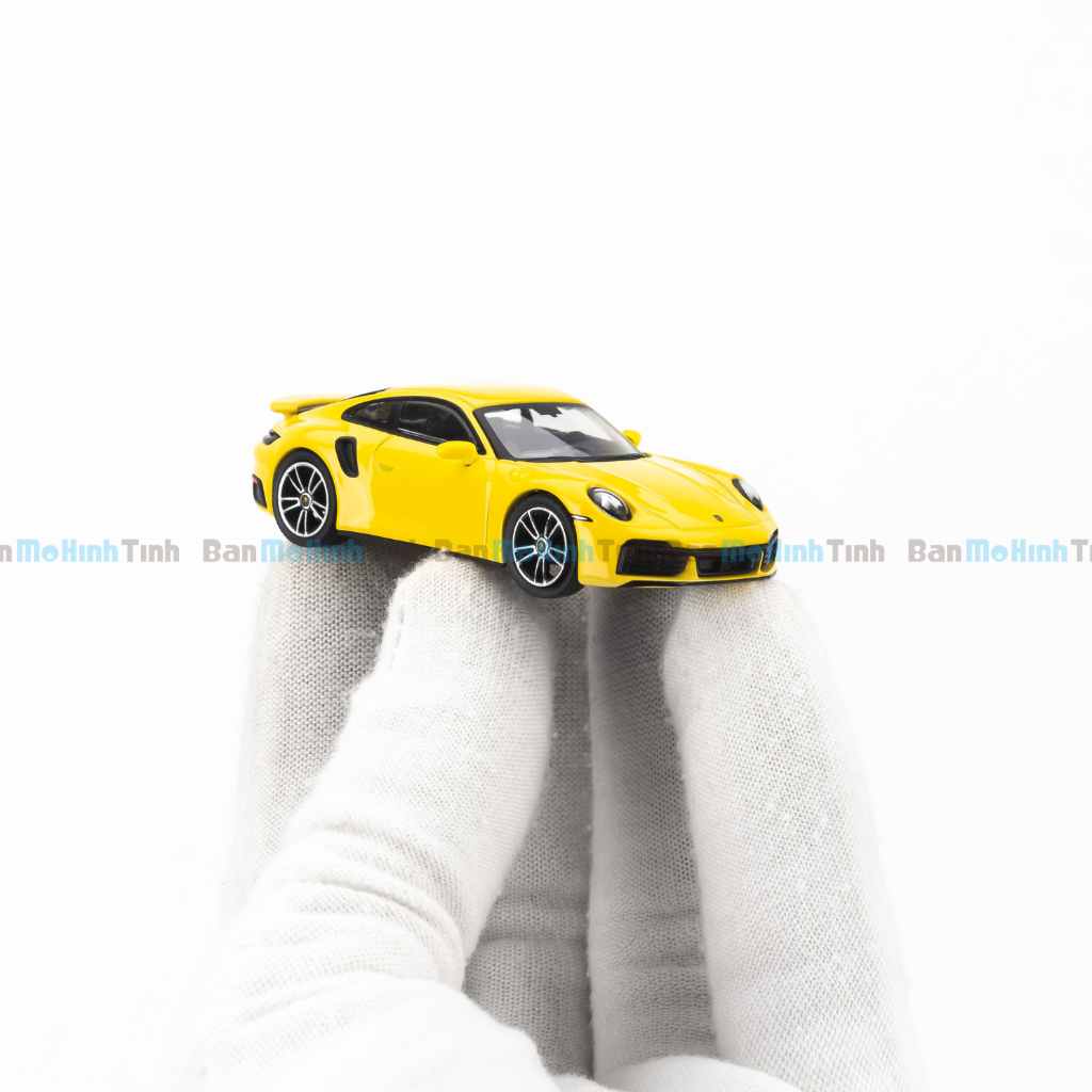 Mô hình xe Porsche 911 Turbo S 1:64 MiniGT
