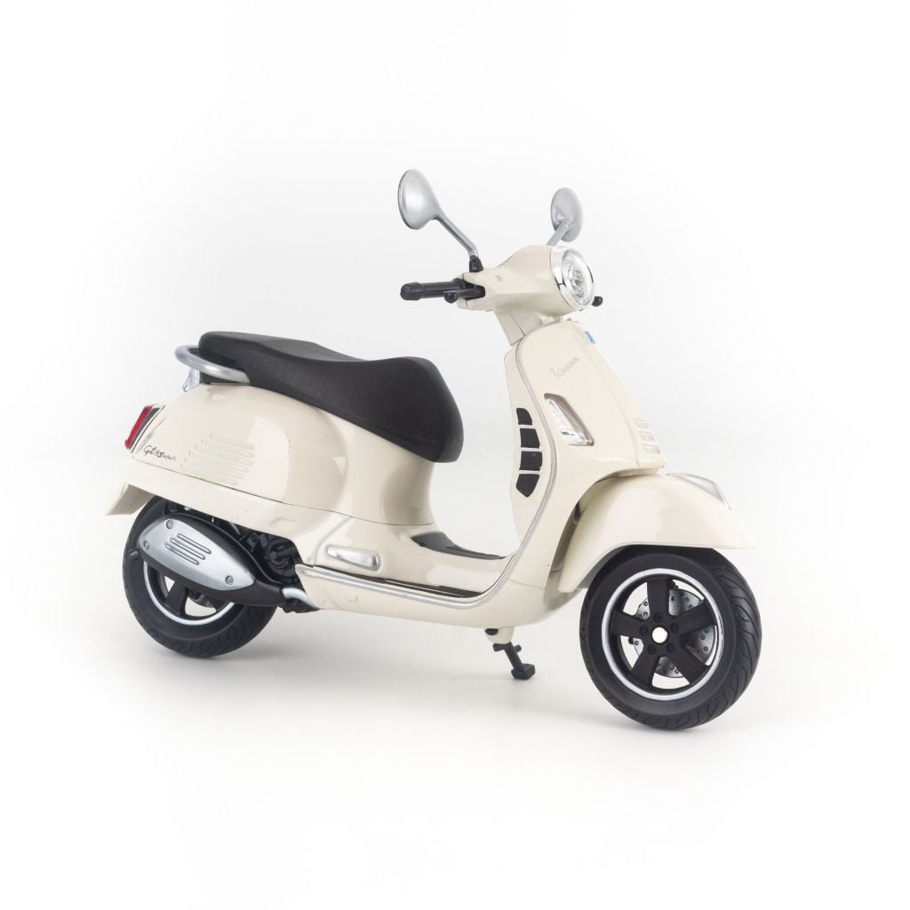 Mô hình xe Vespa GTS Super 2020 1:12 Welly