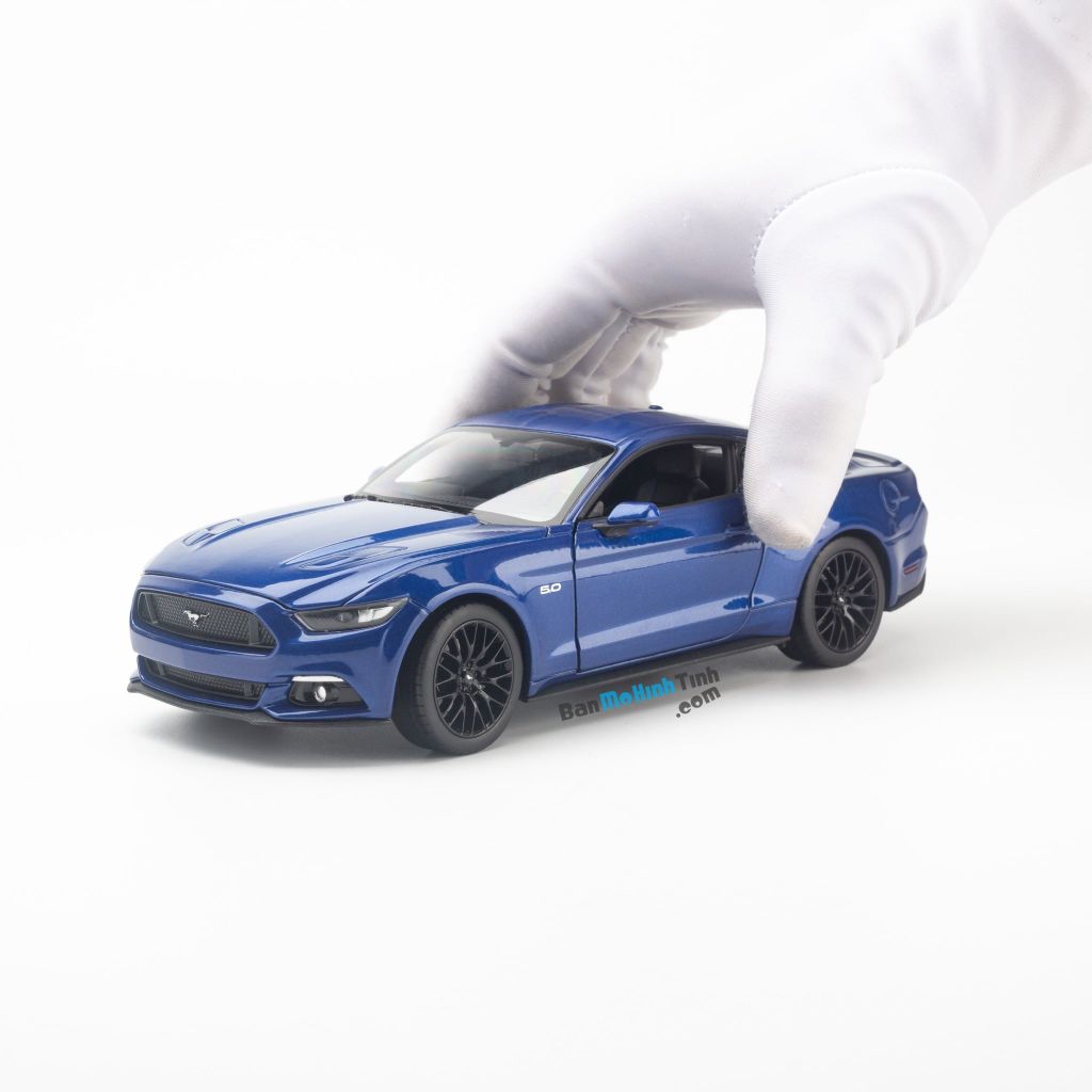 Mô hình xe Ford Mustang GT 2015 1:24 Welly Blue (8)