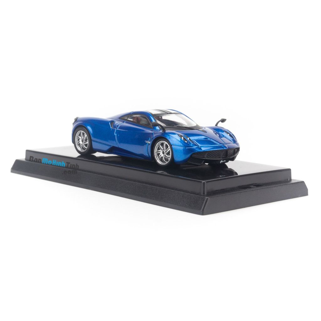 Mô hình siêu xe Pagani Huayra 1:64 Dealer Blue (2)