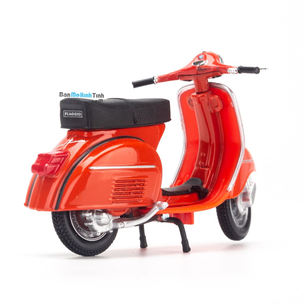 Mô hình xe Vespa GTR 1968 1:18 Maisto Red (2)