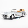 Mô hình xe Mercedes-Benz 300SL Touring 1:18 Bburago Silver (1)