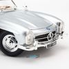 Mô hình xe Mercedes-Benz 300SL Touring 1:18 Bburago Silver (5)