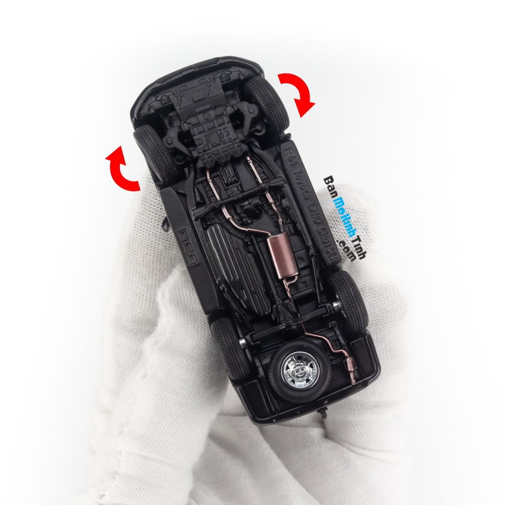 Mô hình xe Toyota Land Cruiser LC200 1:64 GCD
