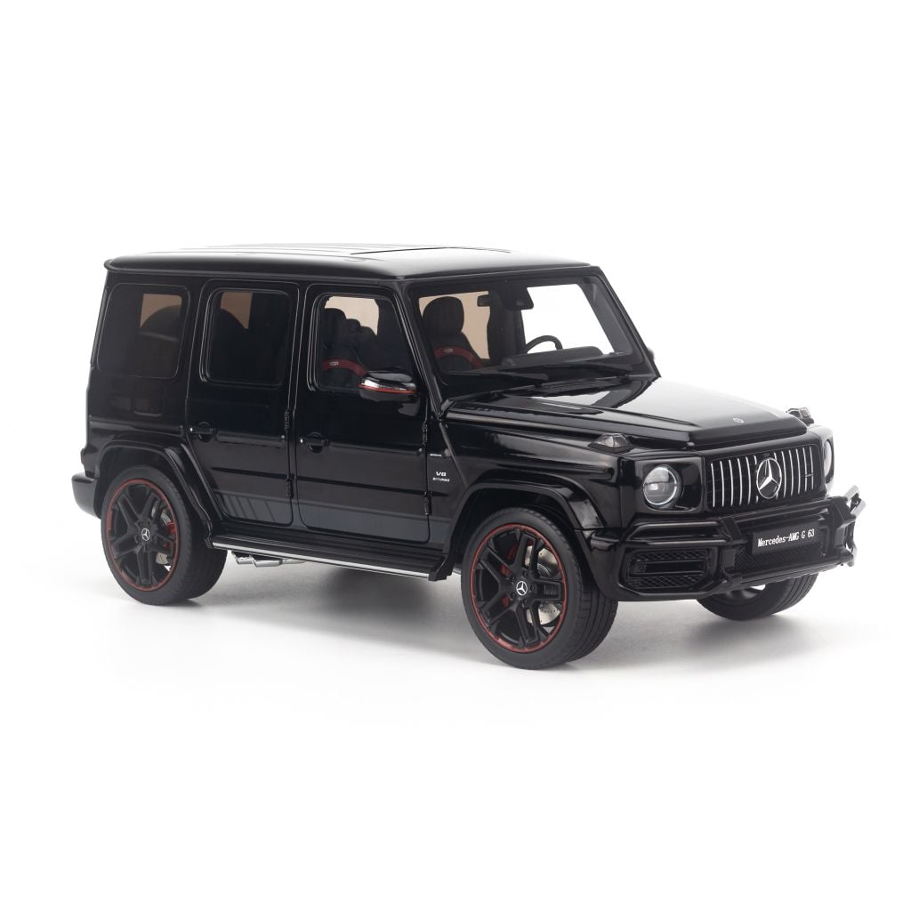 Mô hình xe Mercedes Benz G63 2019 1:18 Almost Real