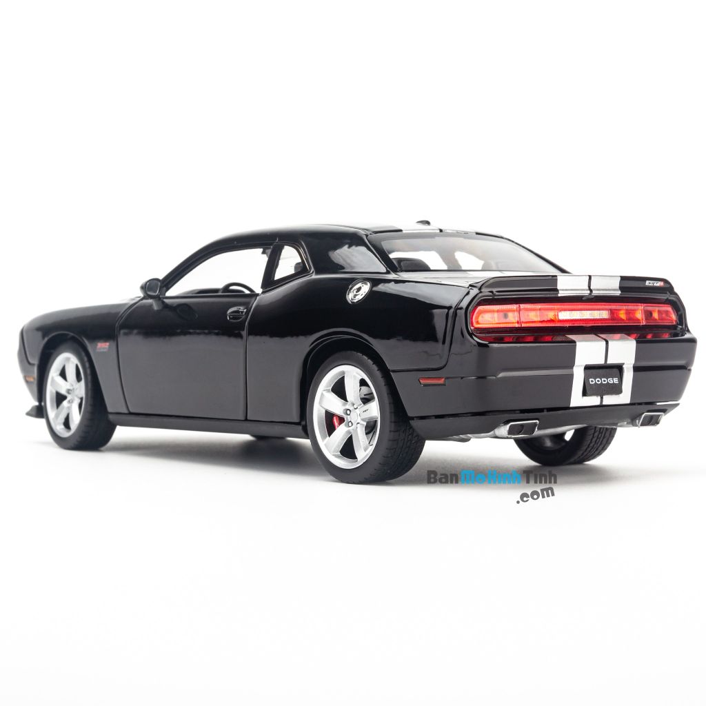 Mô hình xe Dodge Challenger SRT 392 Hemi 1:24 Welly