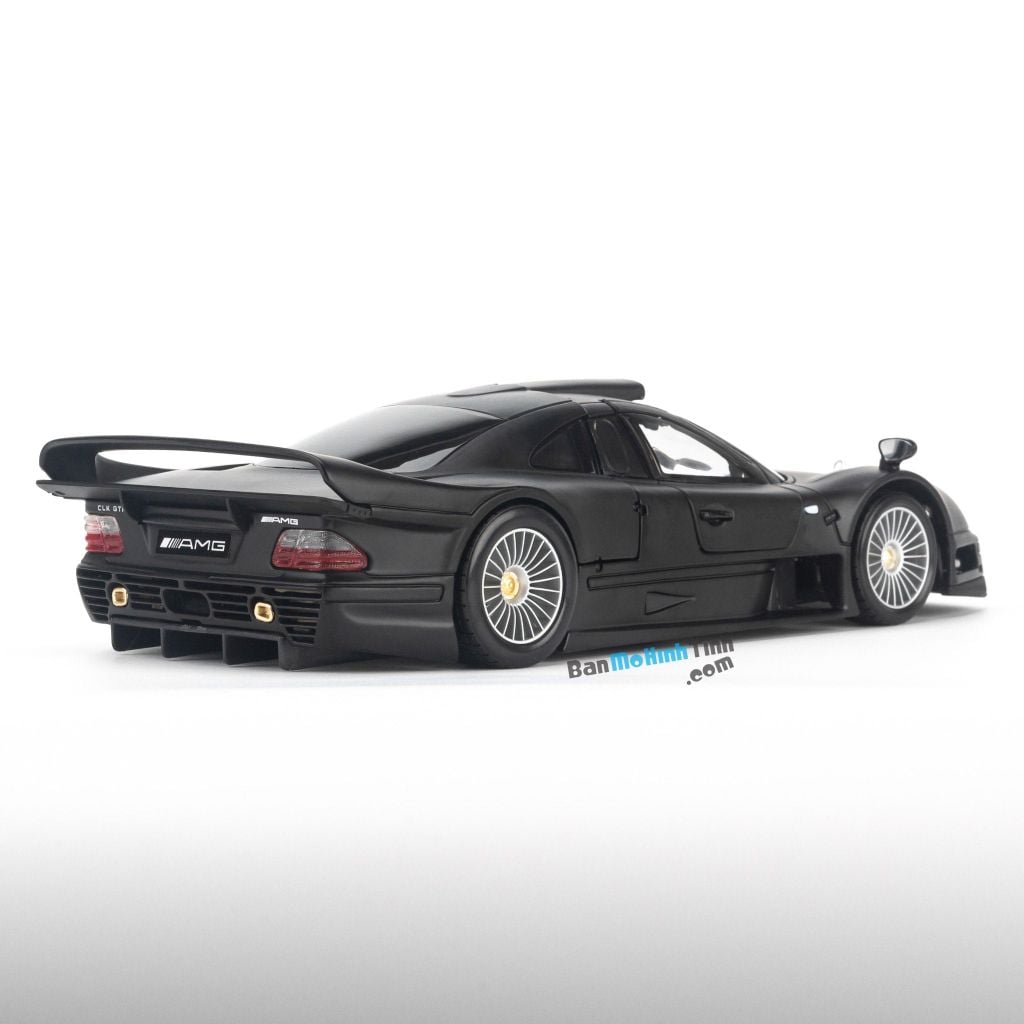 Mô hình xe đua Mercedes-Benz CLK-GTR Street Version 1:18 Maisto Matte Black (2)