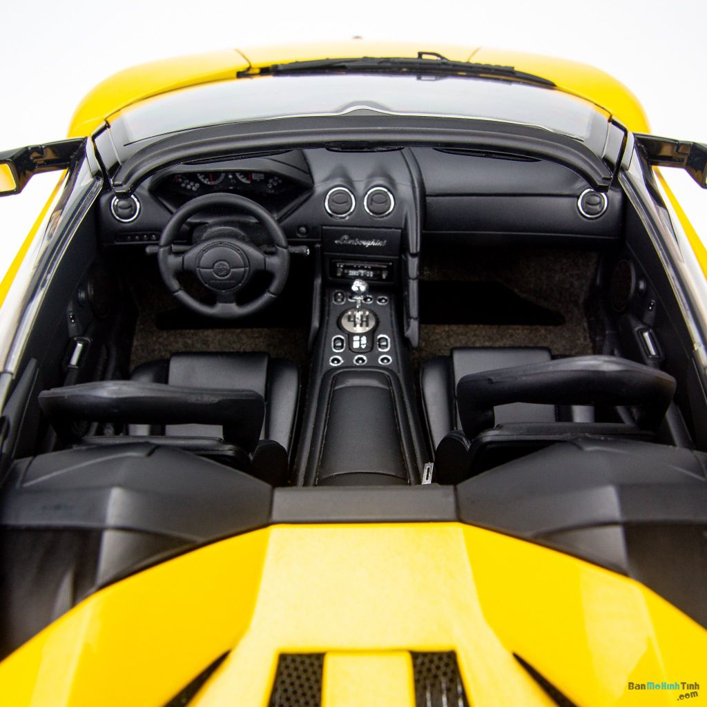 Mô hình siêu xe Lamborghini Murcielago Roadster Yellow 1:12 Autoart tốt nhất việt nam (9)