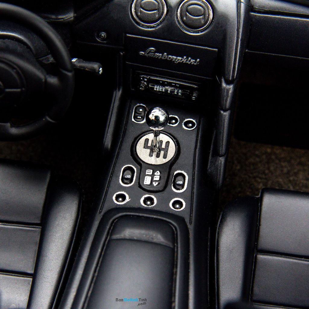 Mô hình siêu xe Lamborghini Murcielago Roadster Yellow 1:12 Autoart tốt nhất việt nam (23)