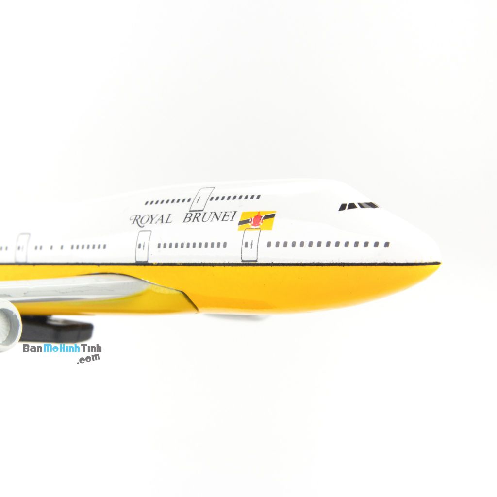 Mô hình máy bay tĩnh Royal Brunei Airlines Boeing B747 16cm Everfly giá rẻ (6)