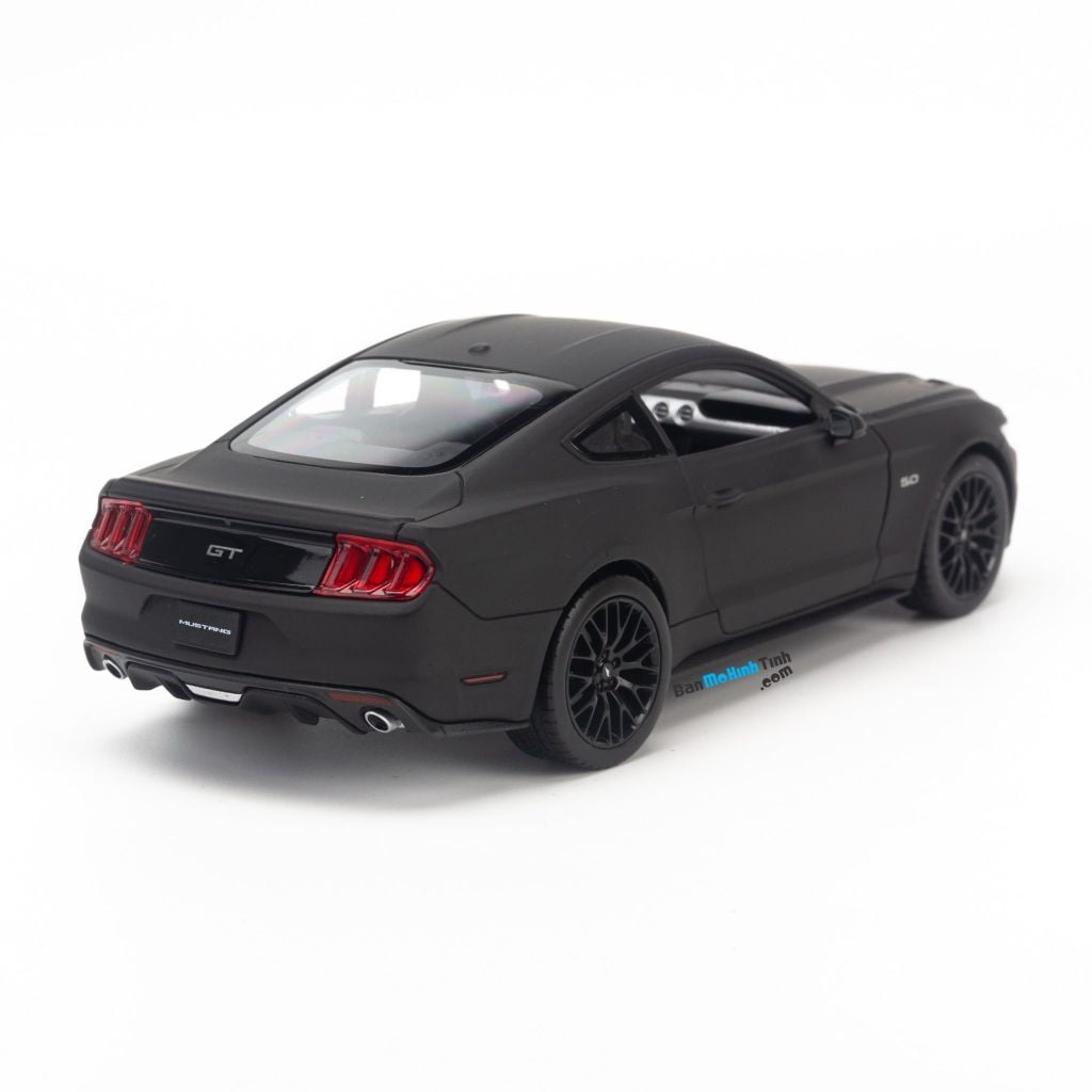 Mô hình xe Ford Mustang GT 2015 1:24 Welly Matte Black (2)