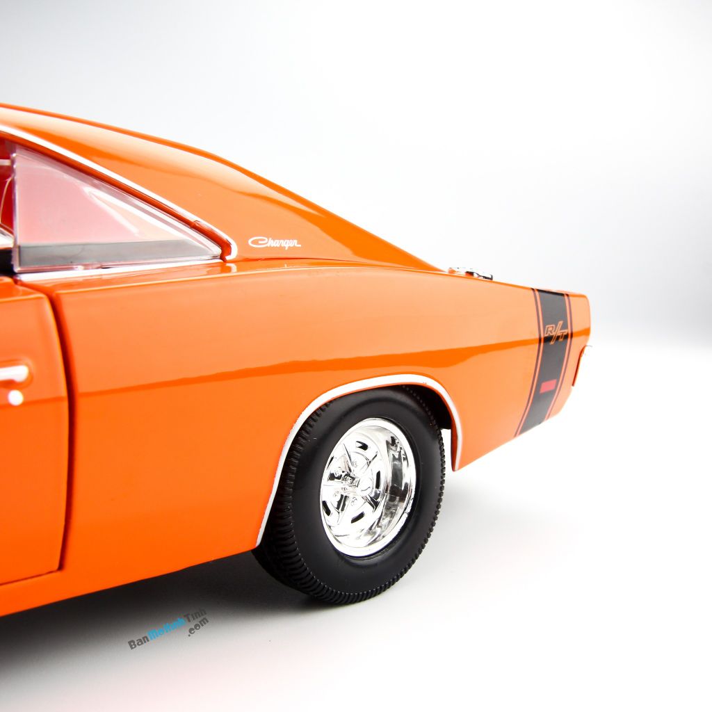 Mô hình xe Dodge Charger R/T 1969 - 1:18 Maisto - MH 31387