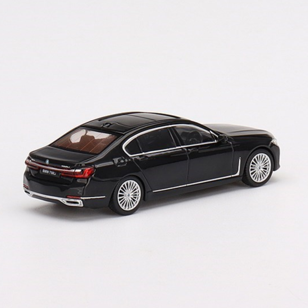 Mô hình xe BMW 750Li xDrive 1:64 MiniGT