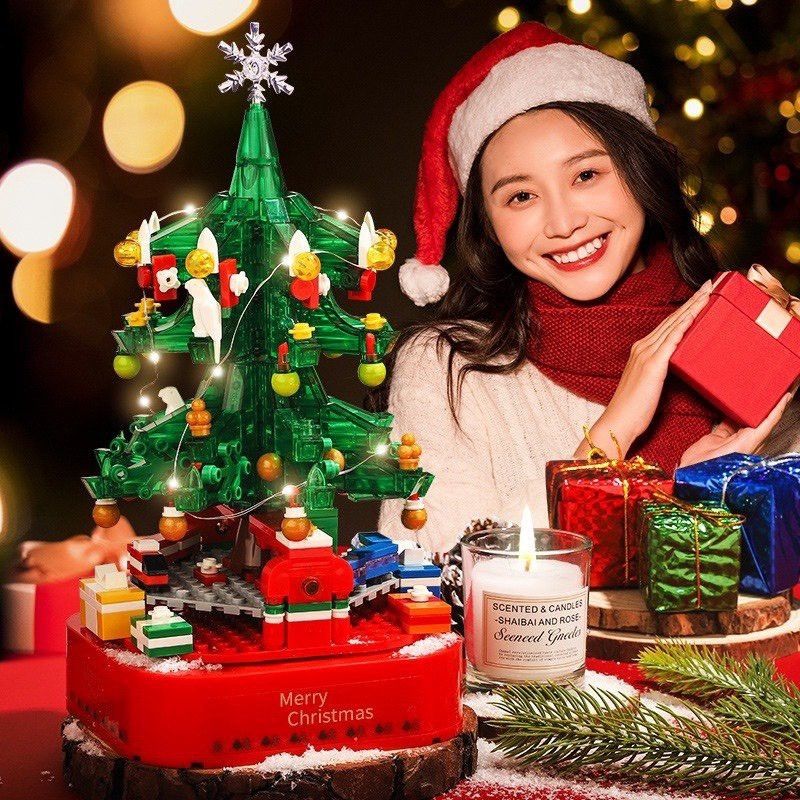 Bộ đồ chơi Lắp ráp Mô hình Cây Thông Giáng Sinh Sembo