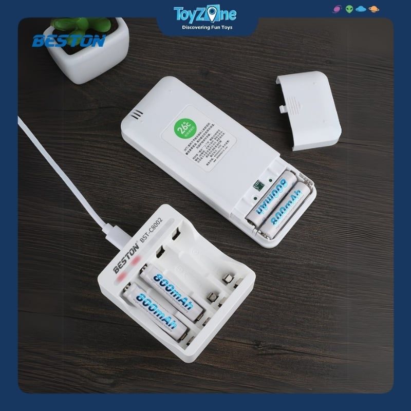 Bộ sạc pin 4 khe BST-C8002 BESTON