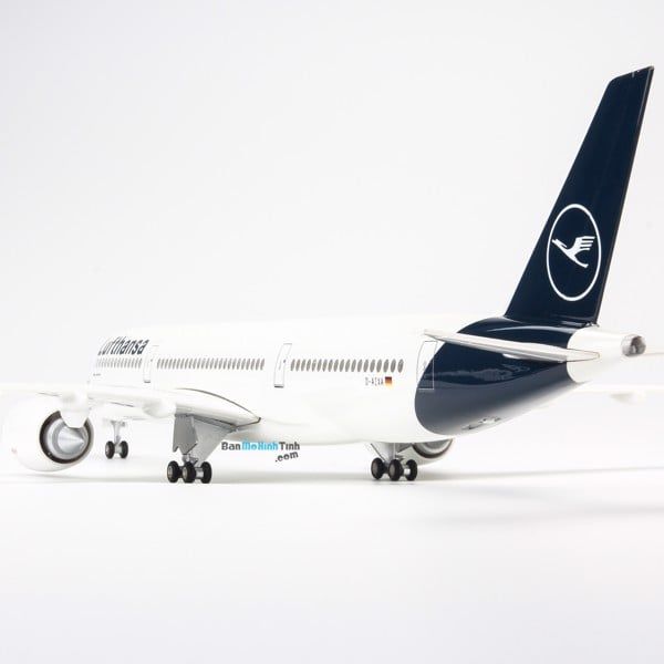 Mô hình máy bay Lufthansa 47cm lắp ráp có đèn Everfly