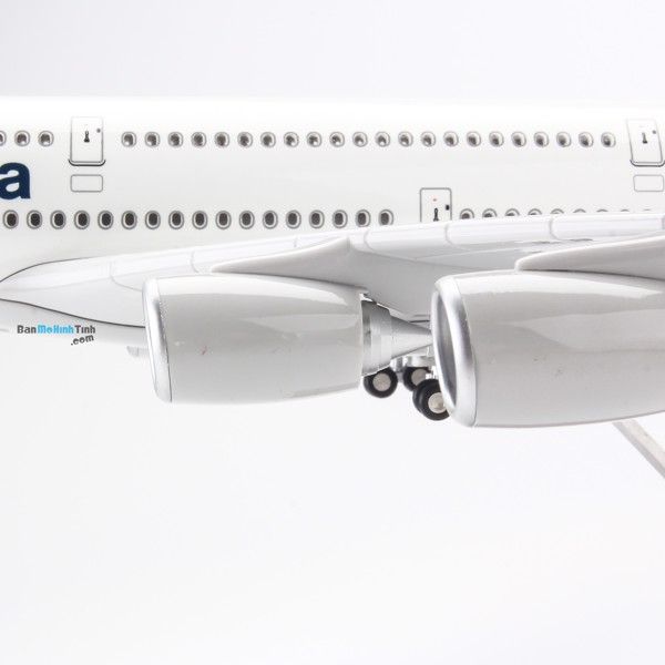 Mô hình máy bay Lufthansa 47cm lắp ráp có đèn Everfly