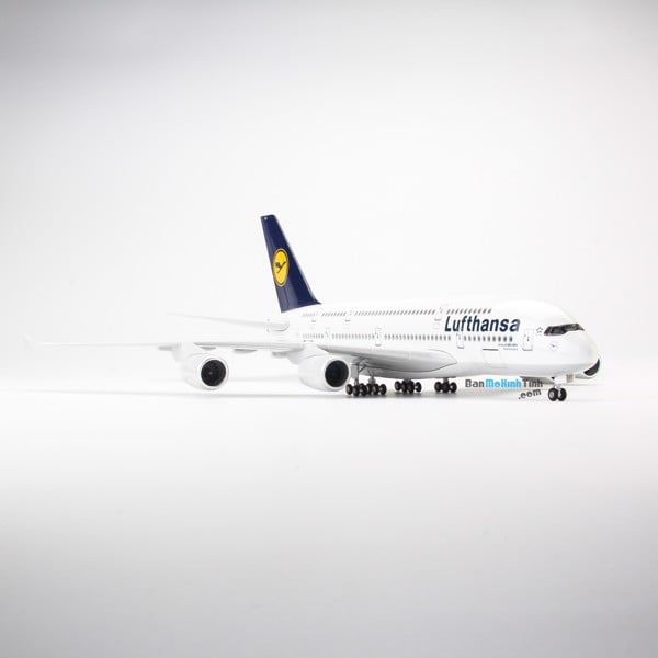 Mô hình máy bay Lufthansa 47cm lắp ráp có đèn Everfly