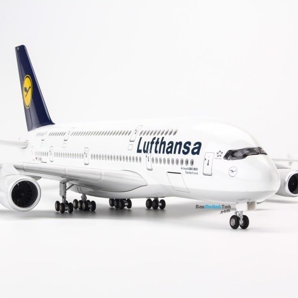 Mô hình máy bay Lufthansa 47cm lắp ráp có đèn Everfly