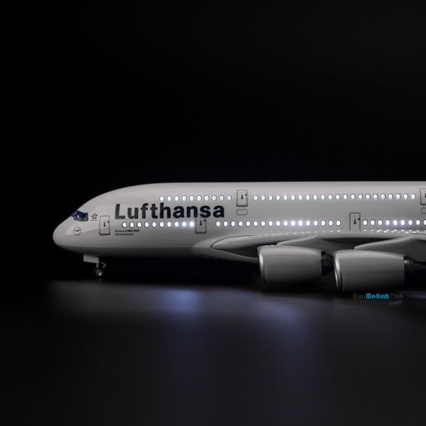 Mô hình máy bay Lufthansa 47cm lắp ráp có đèn Everfly
