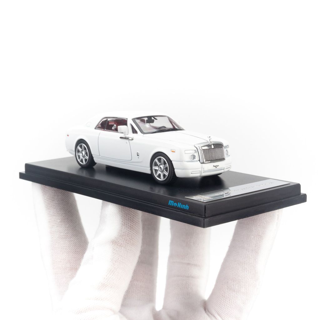 Mô hình xe Rolls Royce Phantom Coupe 1:64 Dealer White giá rẻ (8)