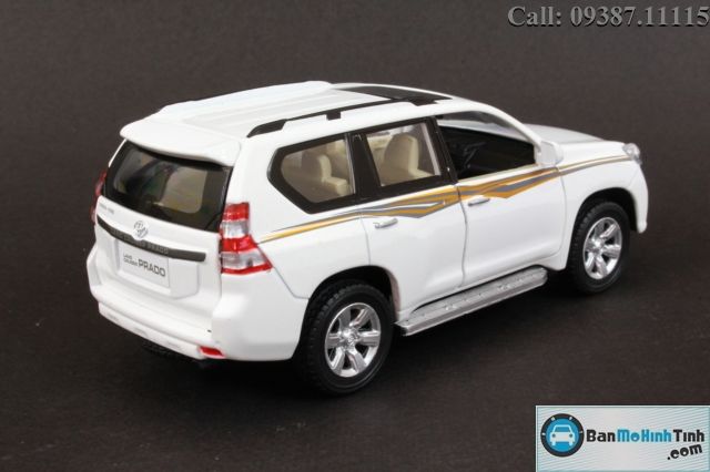 Mô hình xe Toyota Land Cruiser Prado 1:32 Dealer