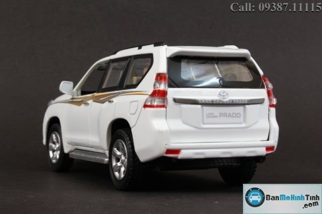 Mô hình xe Toyota Land Cruiser Prado 1:32 Dealer