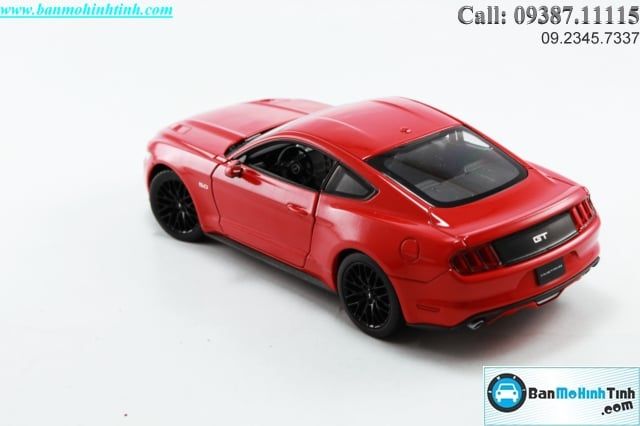 Mô hình xe Ford Mustang GT 2015 1:24 Welly