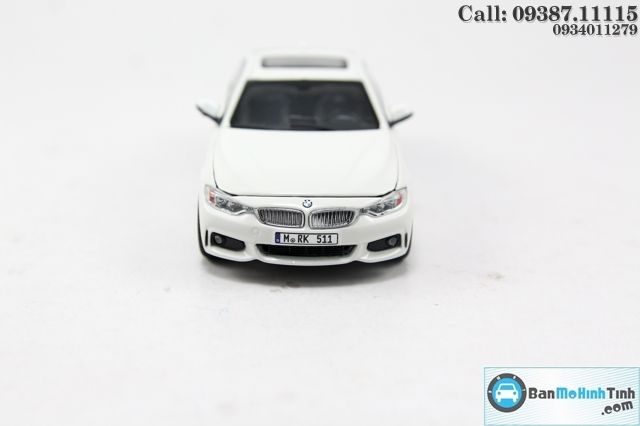Mô hình xe BMW M4 Coupe 1:43 Dealer