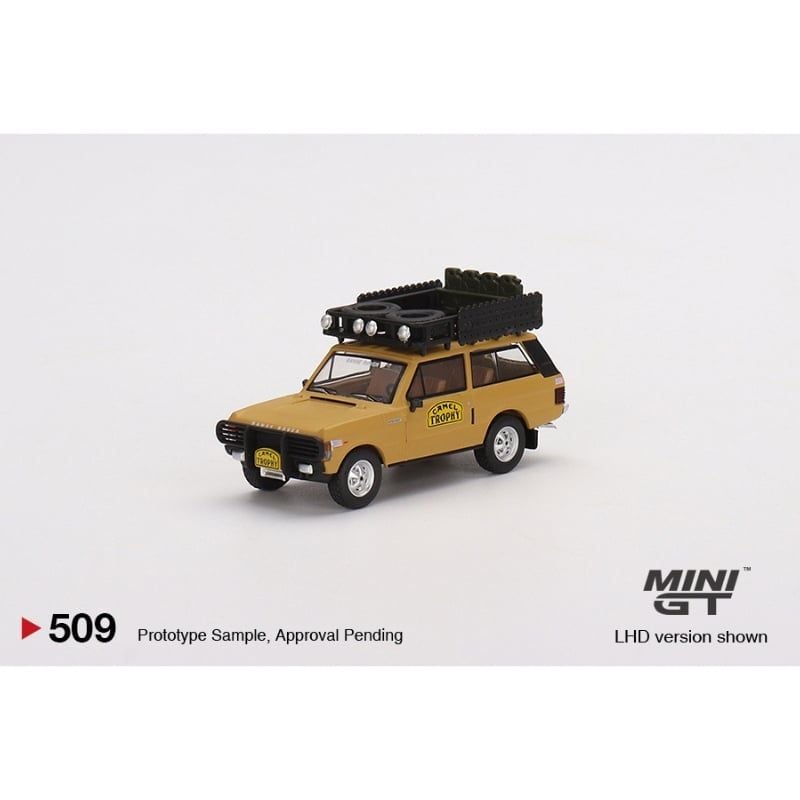 Mô hình xe Land Rover Defender 110 1989 Camel Trophy Amazon 1:64 MiniGT
