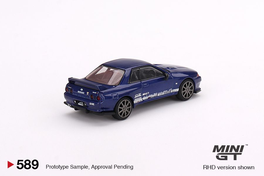 Mô hình xe Nissan Skyline GTR Top Secret VR32 1:64 MiniGT