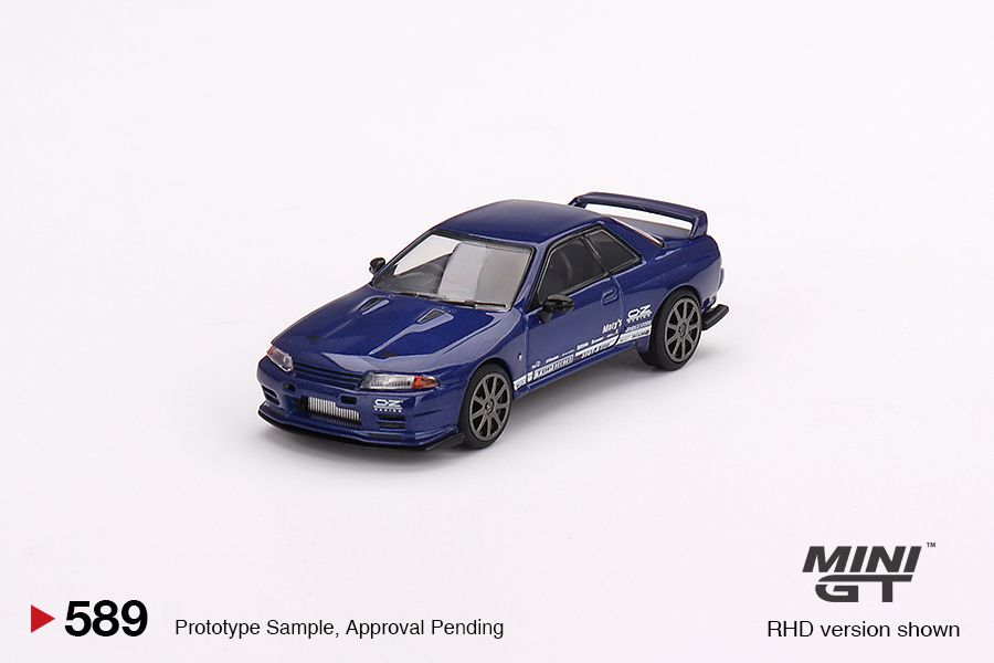 Mô hình xe Nissan Skyline GTR Top Secret VR32 1:64 MiniGT