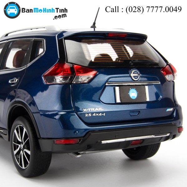 Mô hình xe Nissan X-Trail 1:18 Paudi