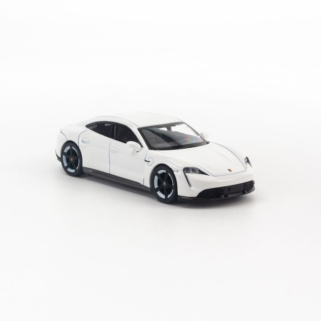 Mô hình xe Porsche Taycan Turbo S 1:64 MiniGT