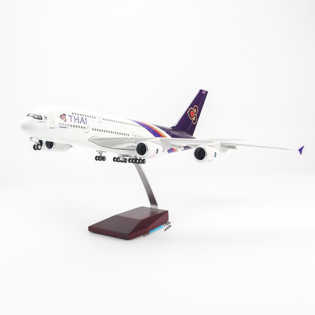 Mô hình máy bay Thai Airways 47cm lắp ráp có đèn Everfly