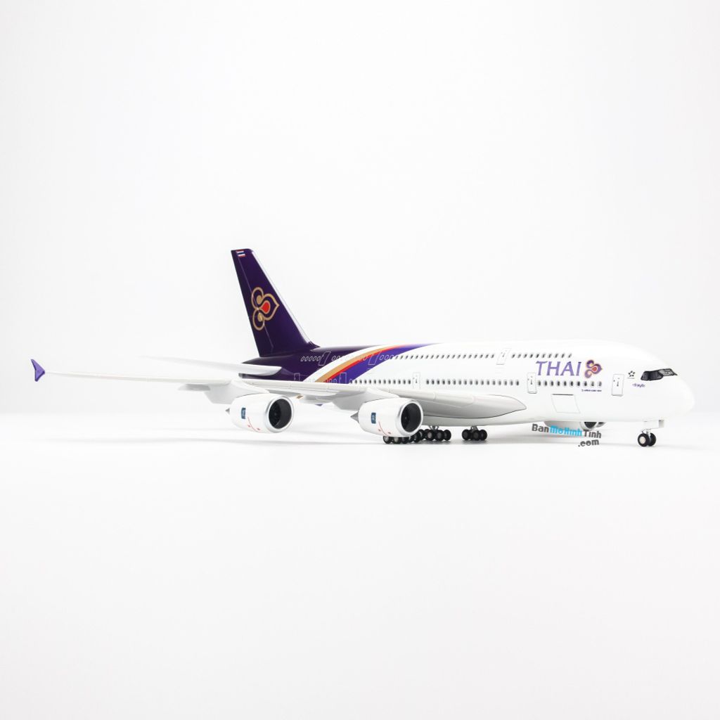Mô hình máy bay Thai Airways 47cm lắp ráp có đèn Everfly