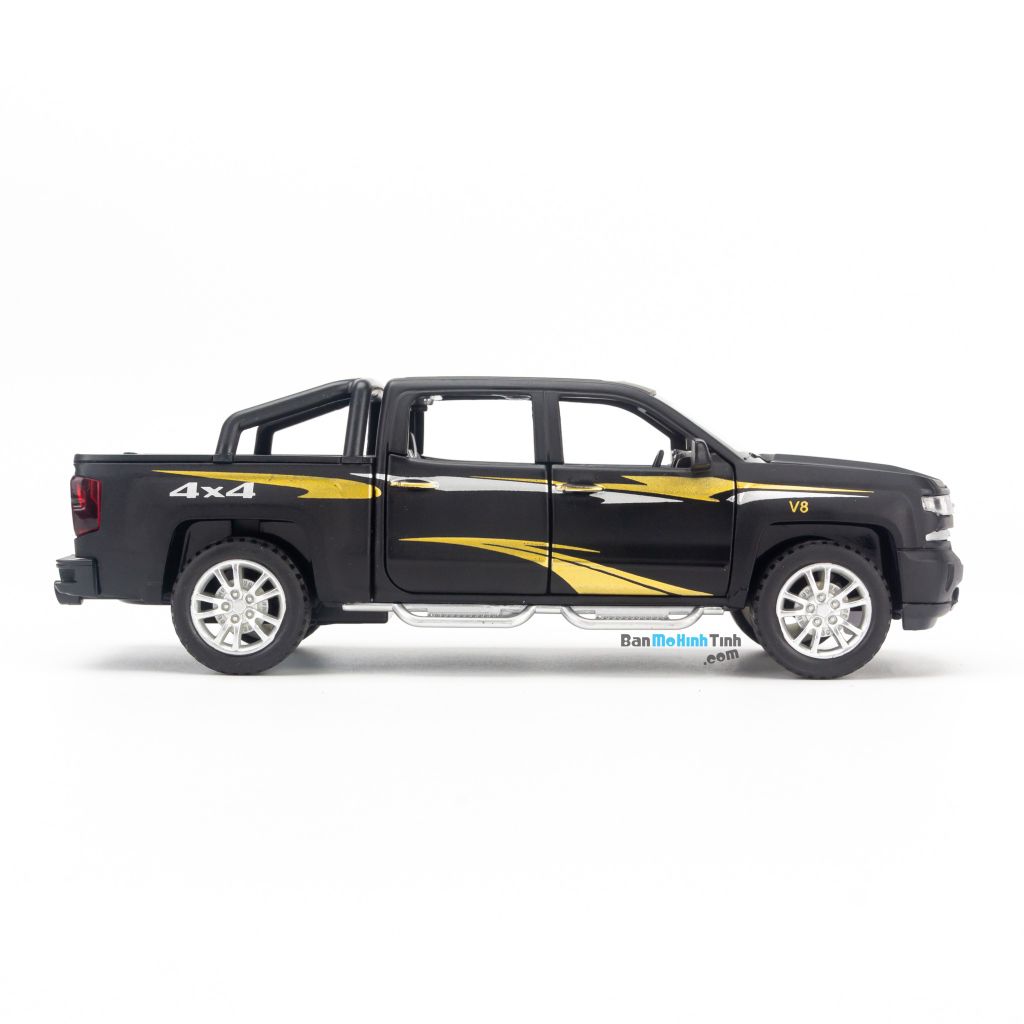 Mô hình xe Chervolet Silverado 1:32 Matte Black (4)