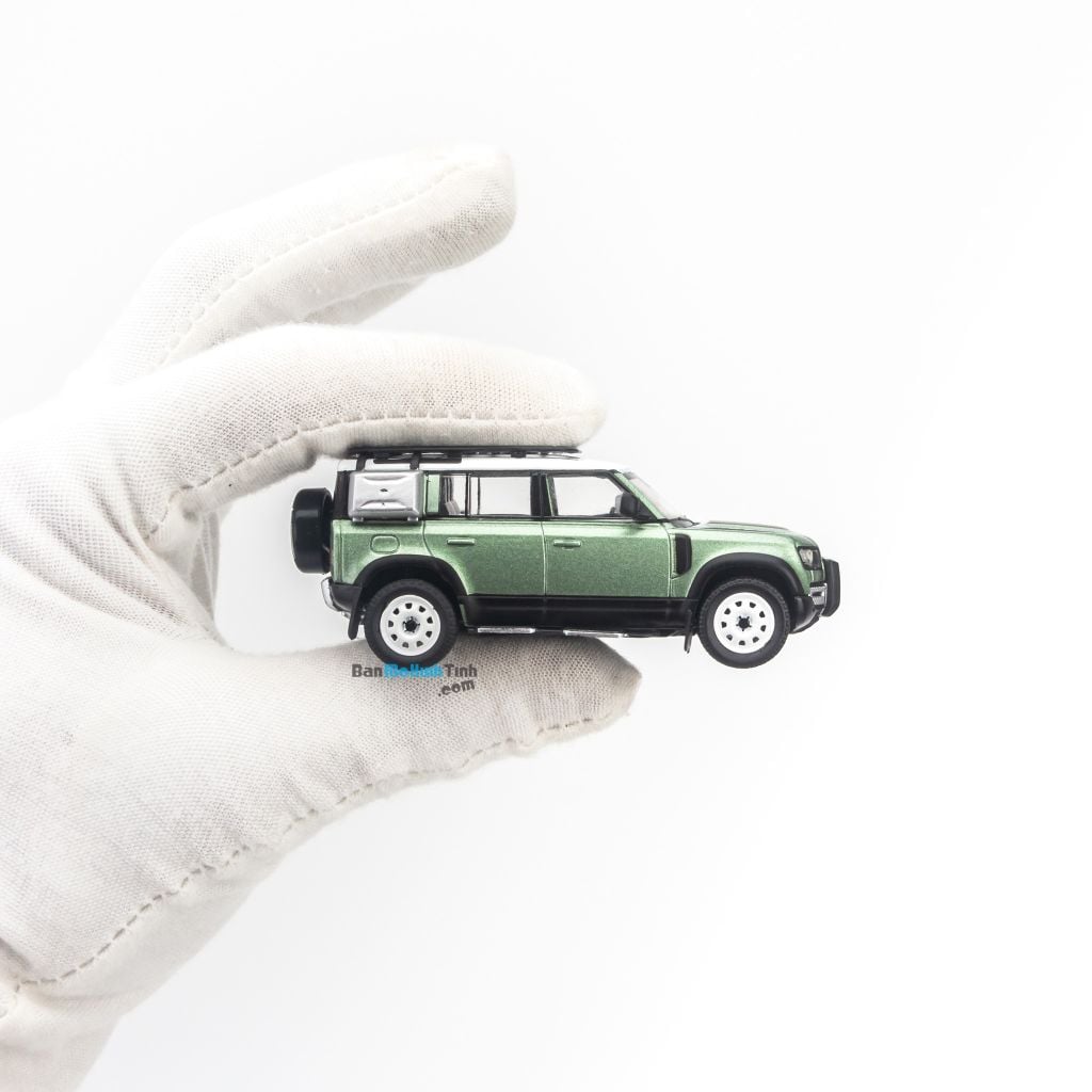 Mô hình xe Land Rover Defender 110 1:64 Tarmac Works