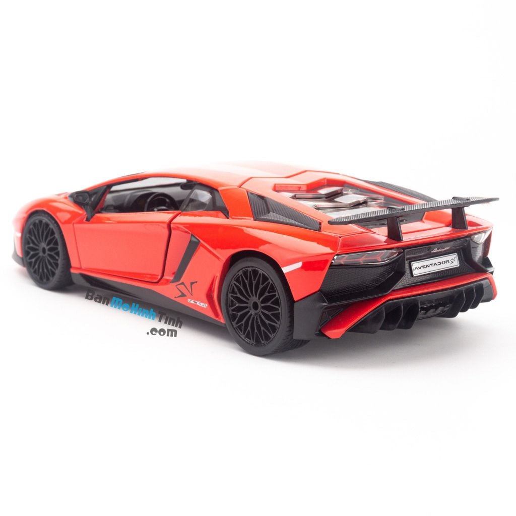 Mô hình xe Lamborghini Aventador LP750-4 SV 1:24 Bburago Red (2)
