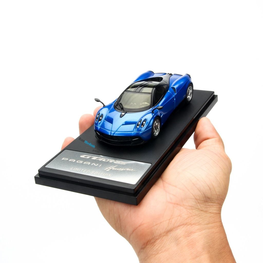 Mô hình siêu xe Pagani Huayra Blue 1:43 Gtautos giá rẻ (9)