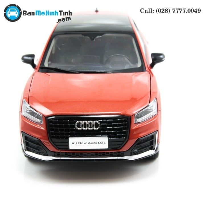 Mô hình xe Audi Q2 1:18 Dealer