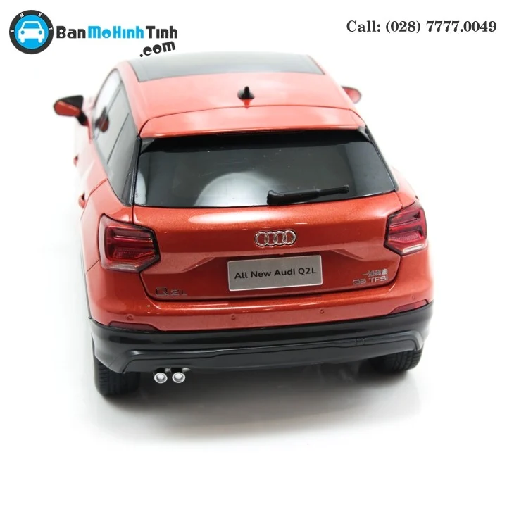 Mô hình xe Audi Q2 1:18 Dealer