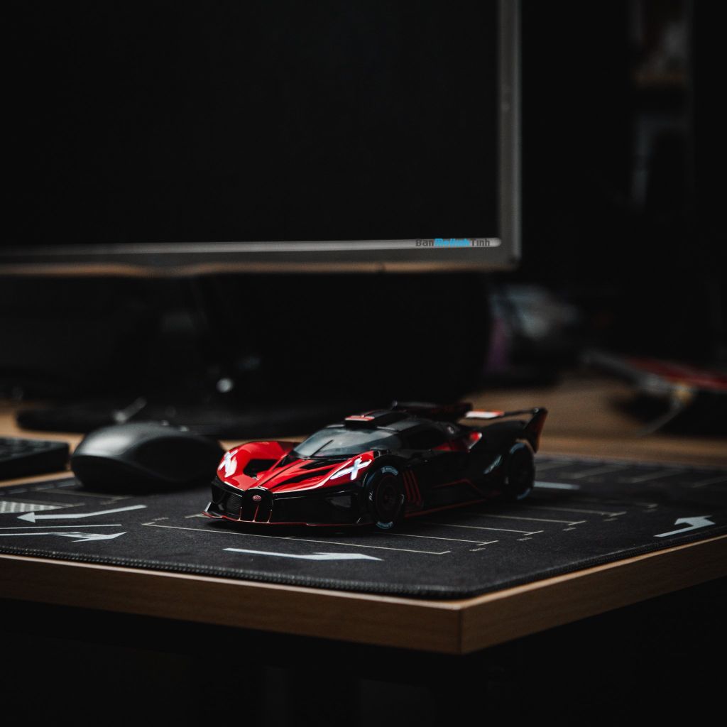 Mô hình xe Bugatti Bolide 1:24 XHD