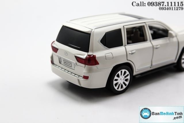 Mo-hinh-xe-Lexus-LX570-White-1-24-XLG