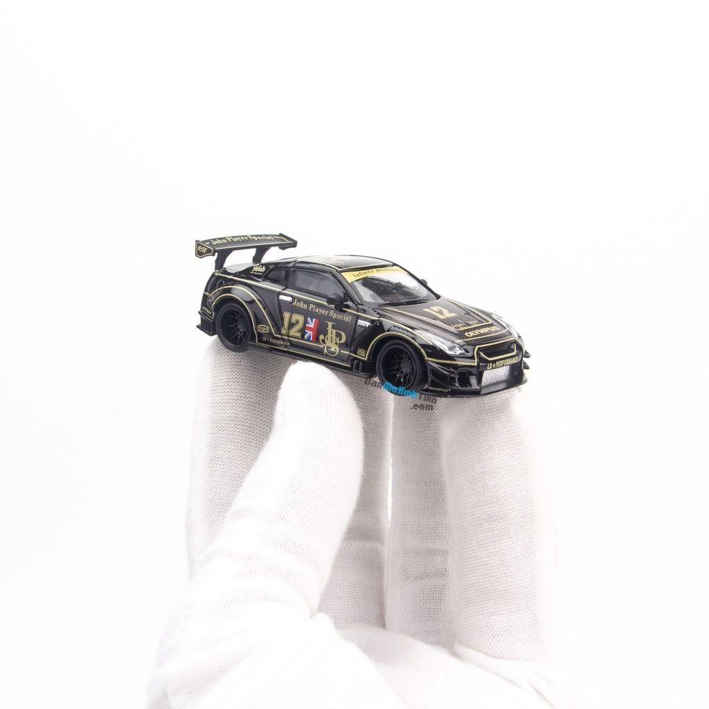 Mô hình xe Nissan GT-R R35 Liberty Walk LB Works 1:64 MiniGT