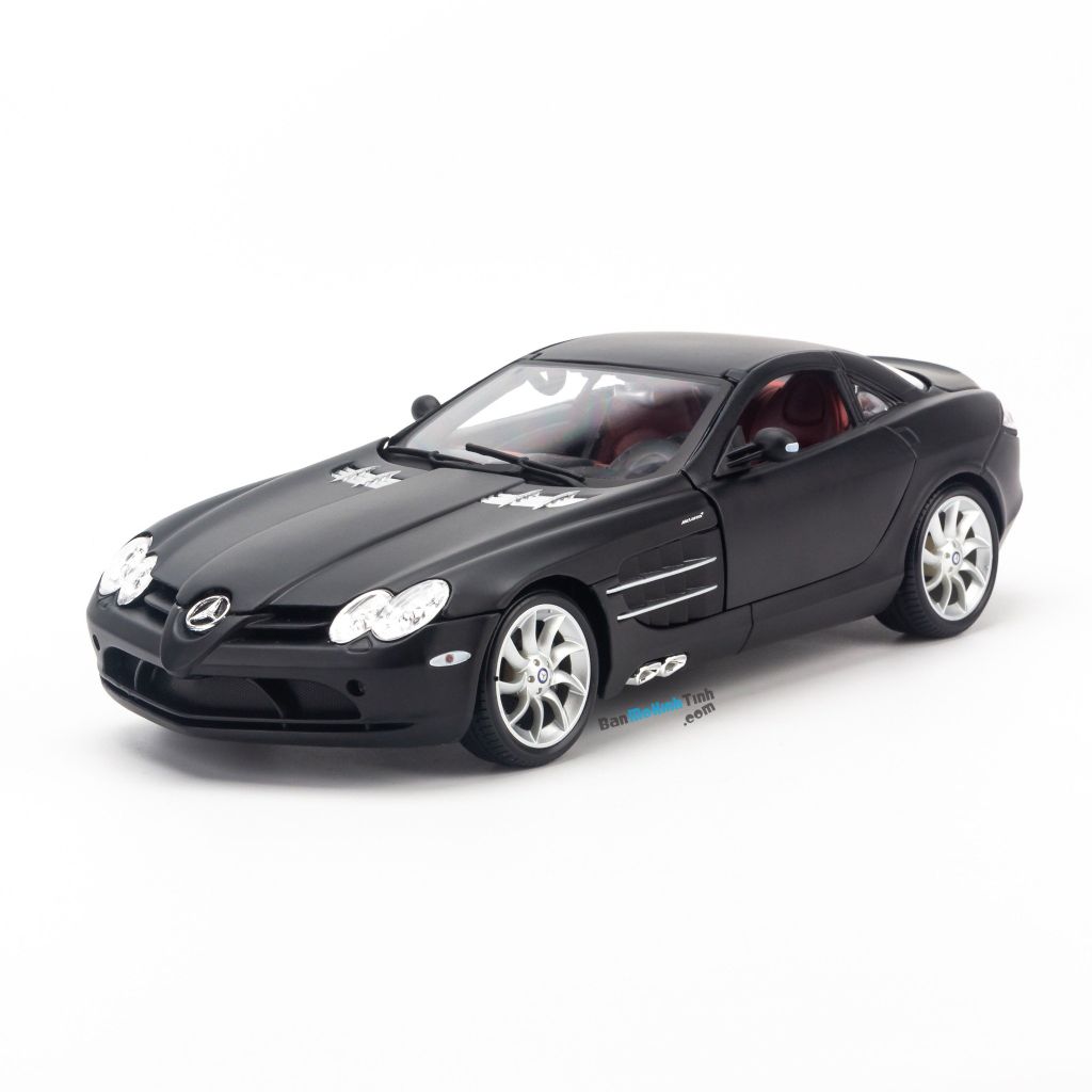 Mô hình xe Mercedes Benz SLR Mclaren 1:18 Maisto Matte Black (1)