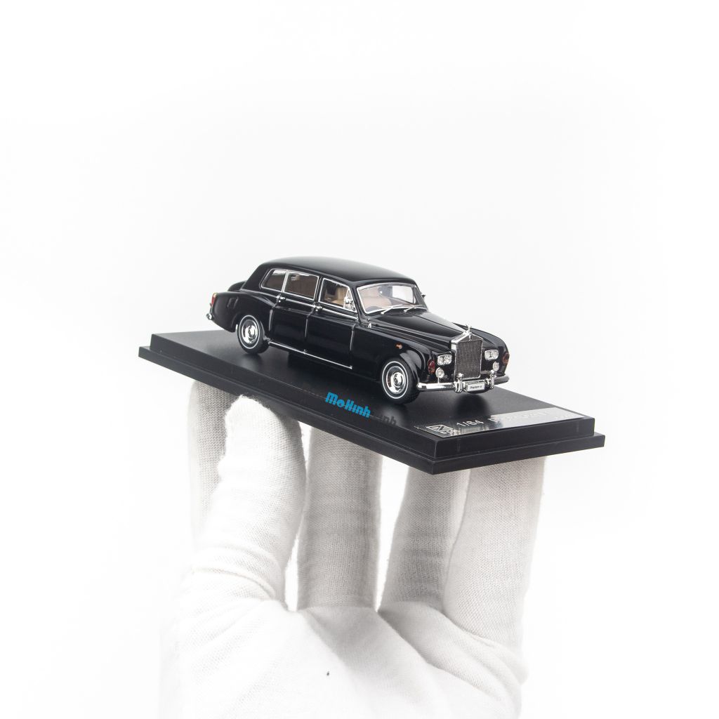 Mô hình xe Rolls Royce Phantom VI 1:64 DCM