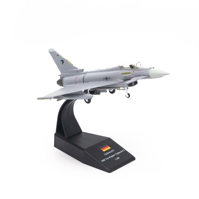 Mô hình máy bay chiến đấu EF2000 Eurofighter Typhoon Germany 1:100 AmerCom