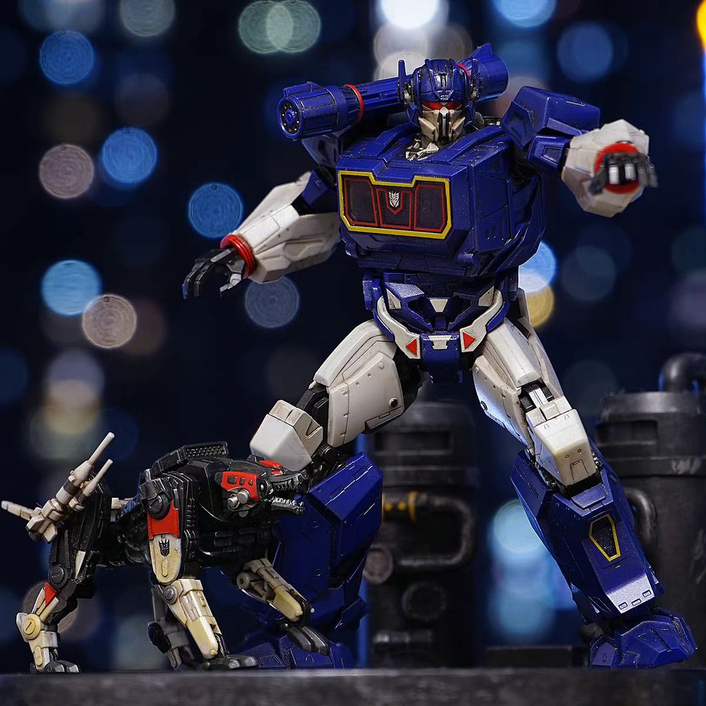 Mô hình kit Transformers Smart Kit 05 Soundwave & Ravage Trumpeter